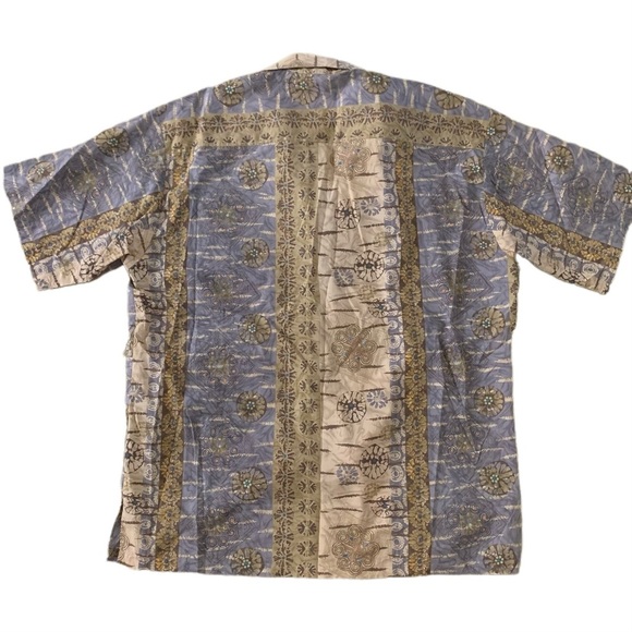 VTG. Tori Richard Cream and Blue Casual Button Down Shirt - Picture 3 of 3